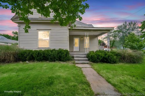 422 Bristow Ave, Coweta, OK, 74429-2082 | Card Image