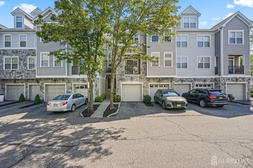 107 Brittany Ct, Clifton, NJ, 07013-2680 | Card Image