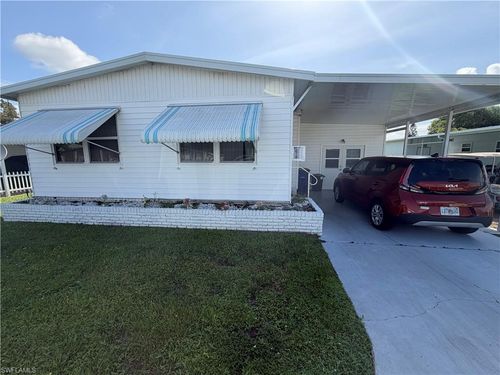 653 Future Dr, NORTH FORT MYERS, FL, 33917-2374 | Card Image