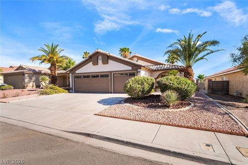 1760 Virgin Island Ave, Henderson, NV, 89074-5257 | Card Image