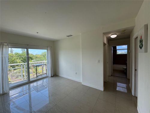 unit-401-529 Ne 62nd St, Miami, FL, 33138-6174 | Card Image