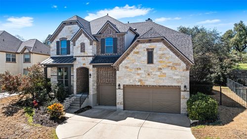 205 Varco Dr, Lakeway, TX, 78738-6555 | Card Image
