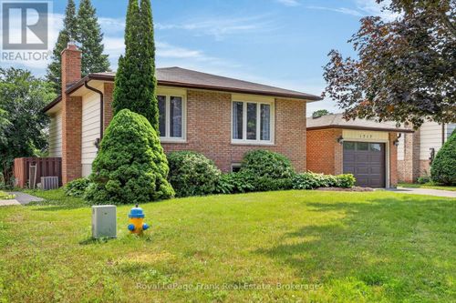 1717 Woodgrove Cres, Peterborough, ON, K9K1N1 | Card Image