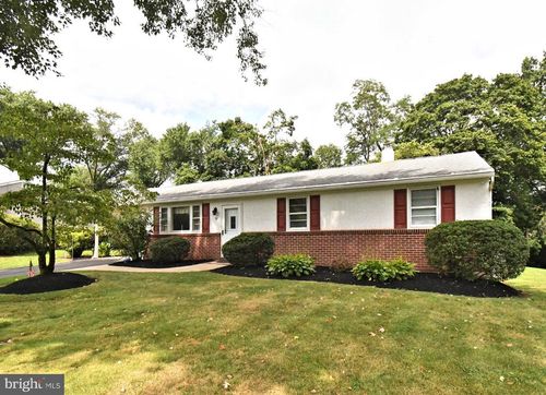 112 Pennapacker Rd, Collegeville, PA, 19426-2720 | Card Image