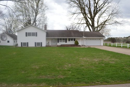 708 E Thompson St, Princeton, IL, 61356-2506 | Card Image