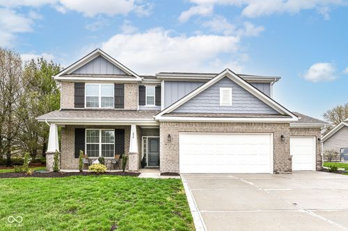 698 Ridge Gate Dr, Brownsburg, IN, 46112-7800 | Card Image