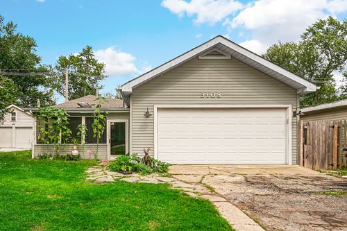 3108 S Woods Ave, McHenry, IL, 60051-8076 | Card Image