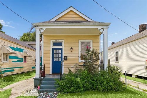 1615 Hollygrove St, New Orleans, LA, 70118-1451 | Card Image
