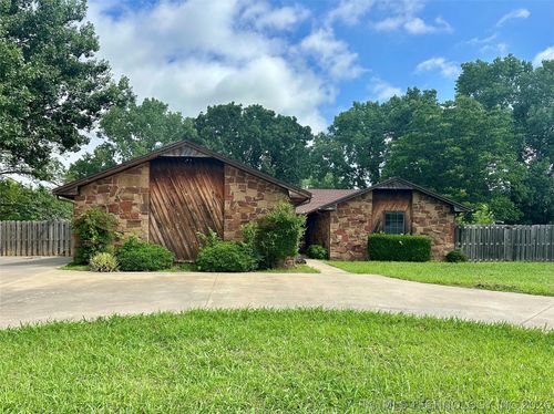 1004 Oak Drive, Sulphur, OK, 73086 | Card Image