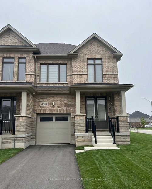454 Robert Woolner St, Ayr, ON, N0B1E0 | Card Image
