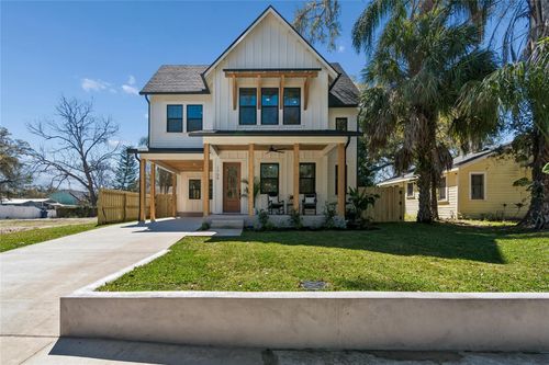 1709 E Henry Ave, Tampa, FL, 33610-4330 | Card Image