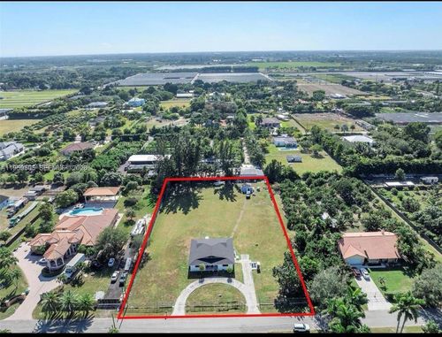 19530 Sw 210th St, Miami, FL, 33187-5305 | Card Image