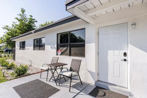 1200-1200 Nw 18th Ct, Fort Lauderdale, FL, 33311-4756 | Card Image
