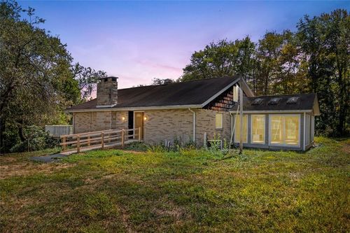 105 Burd Dr, Sarver, PA, 16055-9432 | Card Image