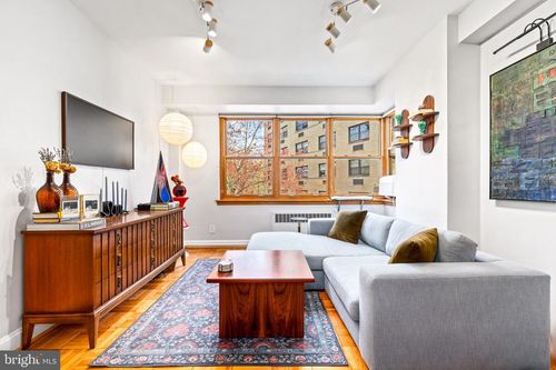 apt-207-3025 Ontario Rd Nw, WASHINGTON, DC, 20009-6031 | Card Image