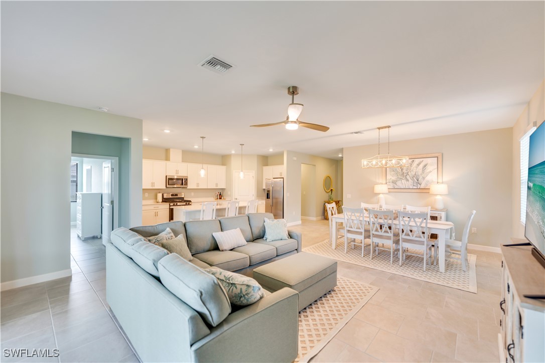 Residential Lease in Estero 3