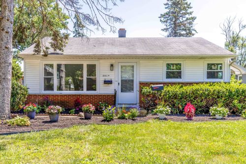2814 Cardinal Dr, Rolling Meadows, IL, 60008-1412 | Card Image