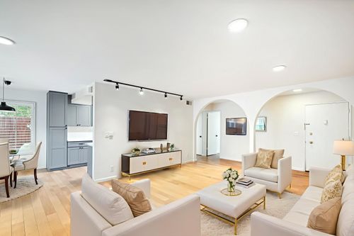 apt-1-2624 State St, SANTA BARBARA, CA, 93105-3522 | Card Image