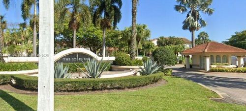 18104-18104 Glenmoor Dr, West Palm Beach, FL, 33409-2802 | Card Image