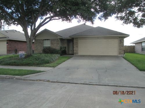 104 Gemini Ct, Victoria, TX, 77901-2416 | Card Image