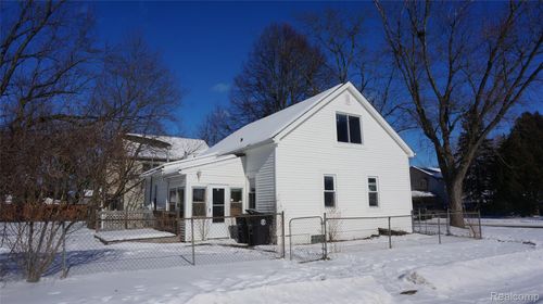 18841 Lathers St, Livonia, MI, 48152-3732 | Card Image