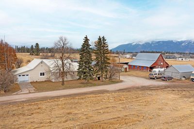 House & Barn | Image 2