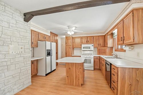 2347 Amelith Rd, Bay City, MI, 48706-9320 | Card Image