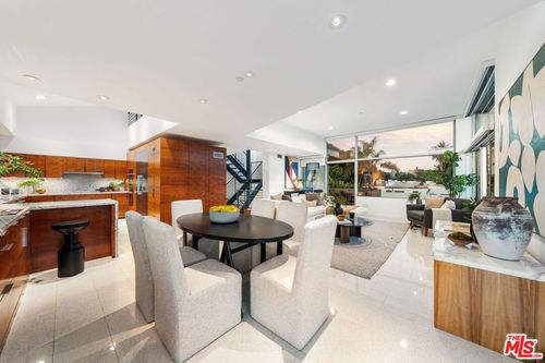 1-235 Ocean Park Blvd, Santa Monica, CA, 90405-3525 | Card Image