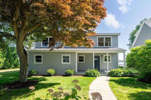 27 Wentworth Ter, Dover, NH, 03820-4658 | Card Image