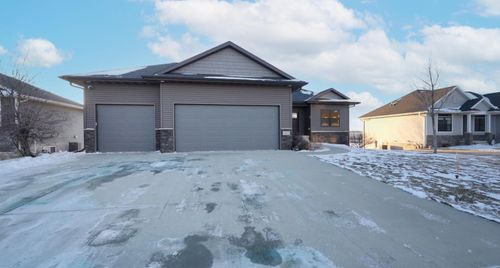 4617 Eden Way, Cedar Falls, IA, 50613-2281 | Card Image