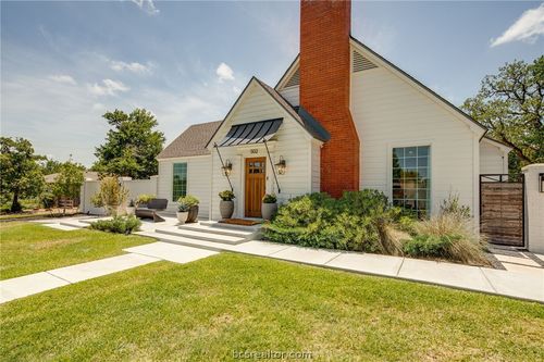 502 Brookside Drive E, Bryan, TX, 77801 | Card Image
