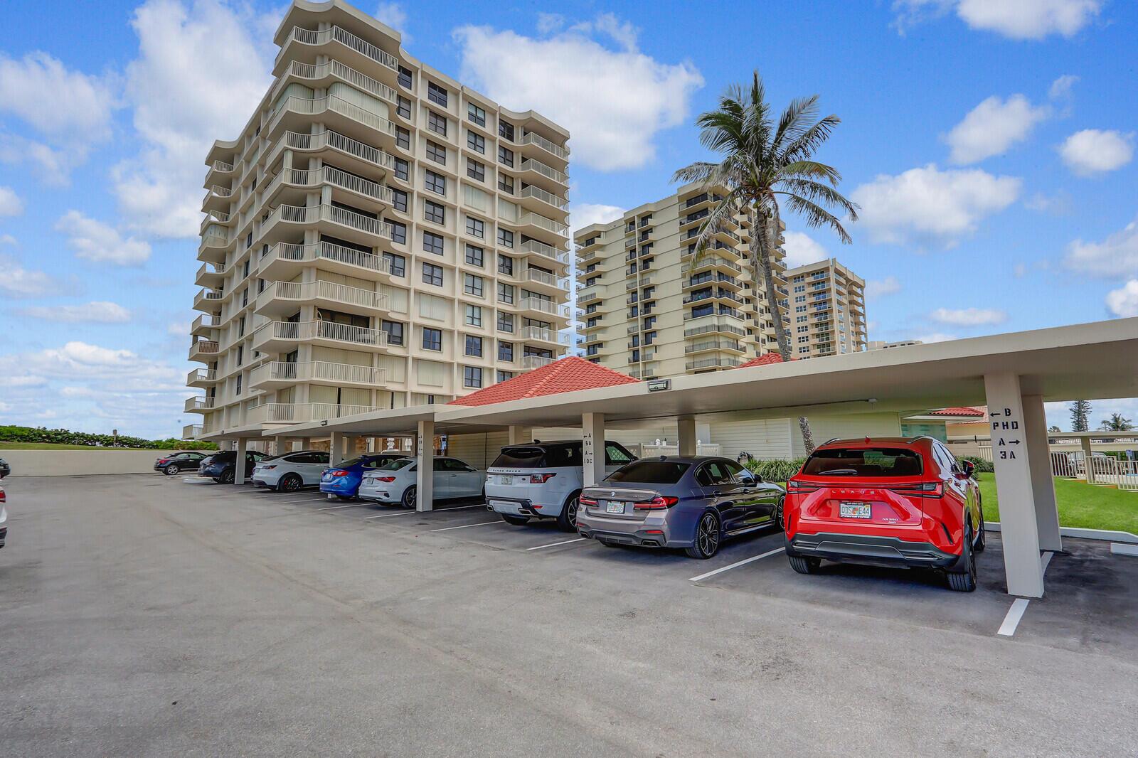Residential Lease in Singer Island 2