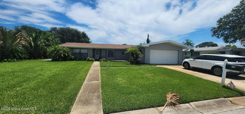 570 Capri Road, Cocoa Beach, FL, 32931 | Card Image