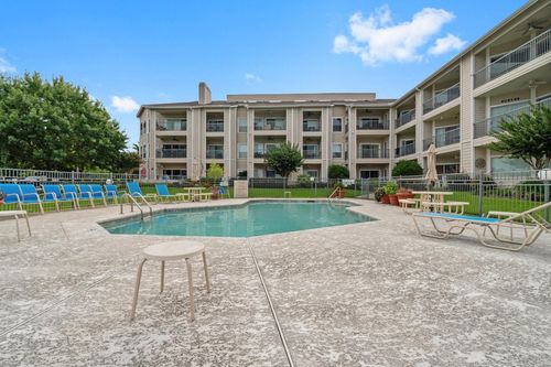 apt-b207-12800 Melville Dr, Montgomery, TX, 77356-8009 | Card Image