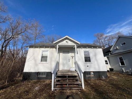 316 5th St Nw, Ortonville, MN, 56278-1381 | Card Image