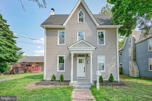 89 Delaware Ave, PENNS GROVE, NJ, 08069-1238 | Card Image