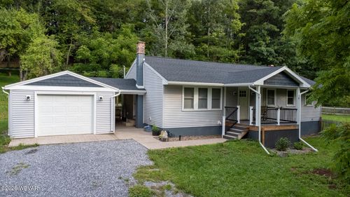 16 Danneker Dr, Williamsport, PA, 17701-8593 | Card Image