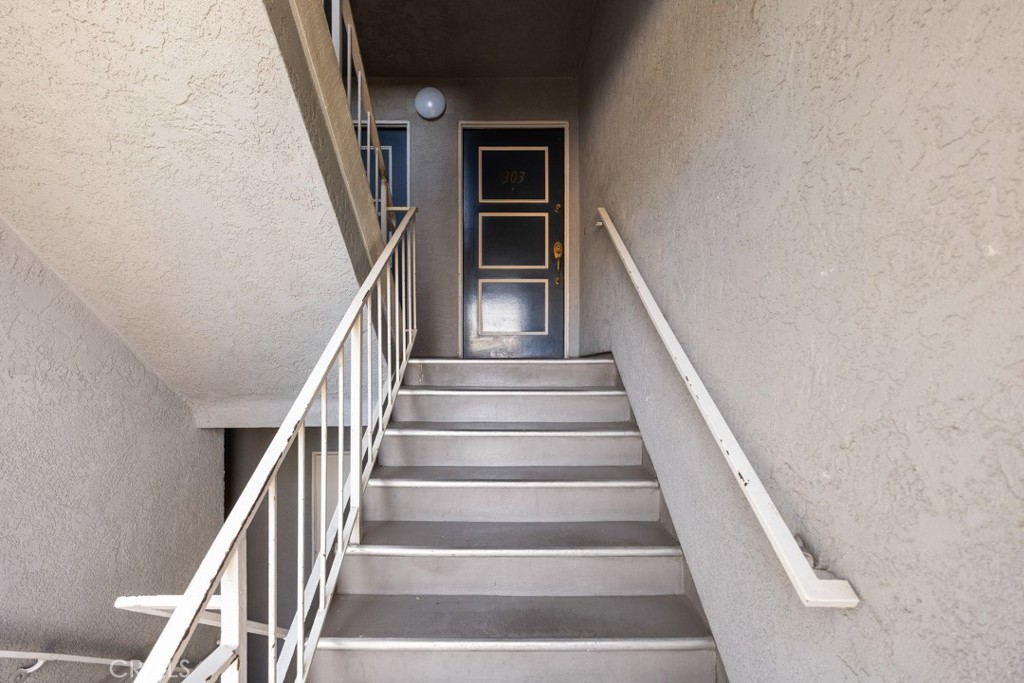 Residential in Canyon Country 3