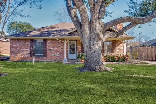 4115 Sunday Hill Drive, Arlington, TX, 76016 | Card Image