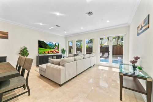 2-1849 Ne 26th Ave, Fort Lauderdale, FL, 33305-3558 | Card Image