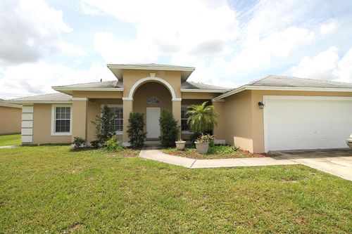 926 Sw Hamberland Ave, Port St. Lucie, FL, 34953-5630 | Card Image