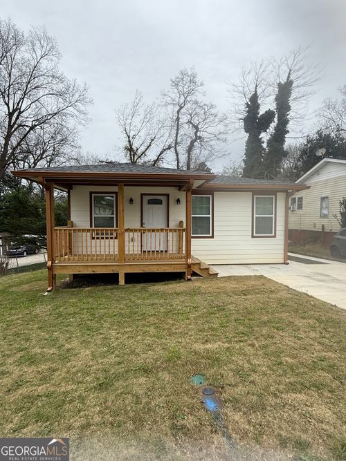 1068 Mill St Se, GAinesville, GA, 30501-4930 | Card Image