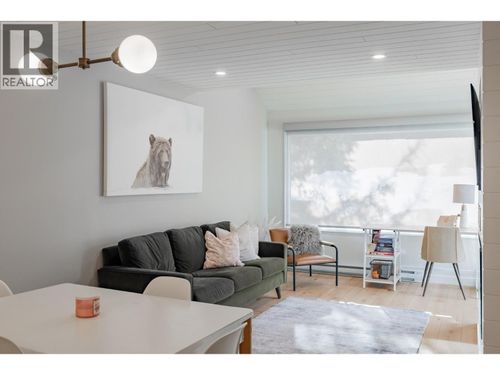 225-2035 Panorama Dr, Panorama, BC, V0A1T0 | Card Image