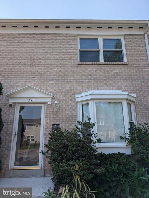 1341 Redbud Ct, WOODBRIDGE, VA, 22191-3133 | Card Image