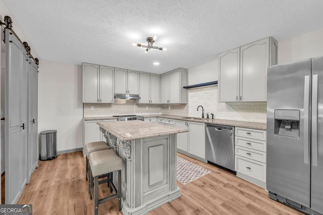 1813 W Currahee St, House other with 3 bedrooms, 2 bathrooms and null parking in Toccoa GA | Image 17