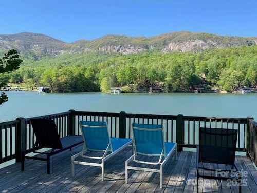 194 Mark Twain Dr, Lake Lure, NC, 28746-6322 | Card Image