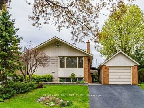 bsmnt-124 Thicketwood Dr, Scarborough, ON, M1J2A3 | Card Image