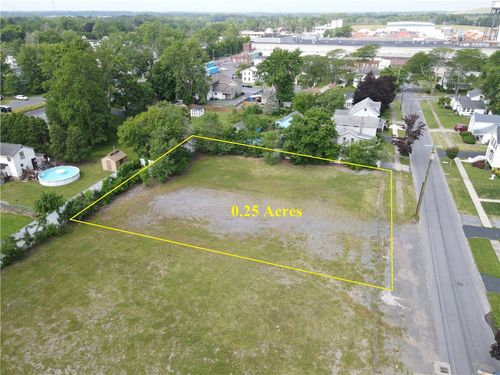 27 Chestnut Street, Seneca Falls, NY, 13148 | Card Image