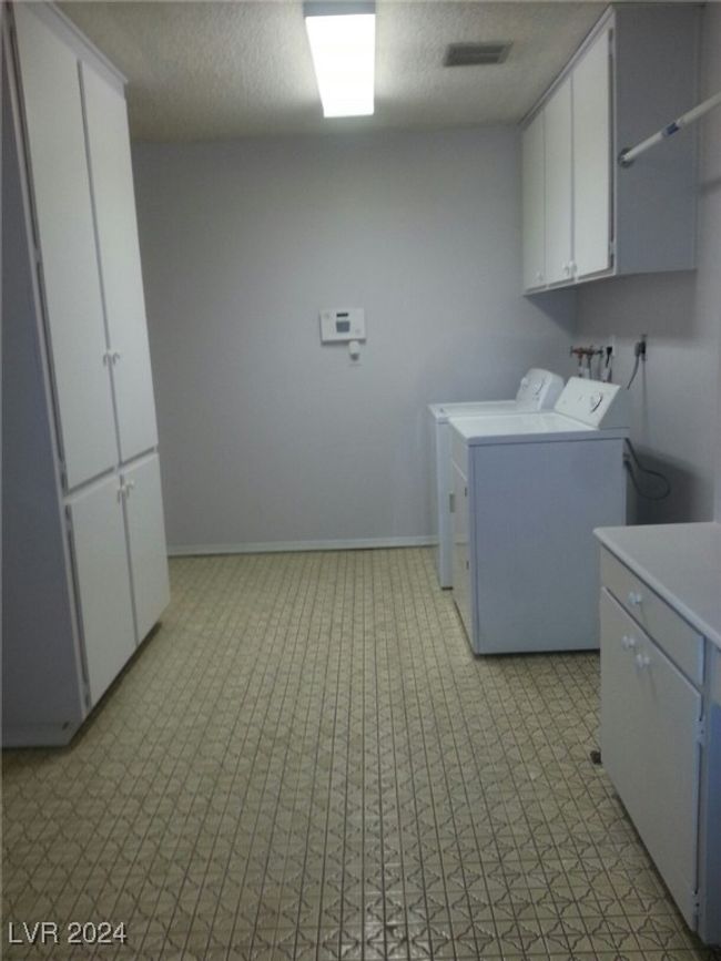 3137 Asoleado Cir, Townhouse with 3 bedrooms, 2 bathrooms and null parking in Las Vegas NV | Image 34