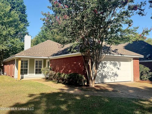 490 Brookstone Dr, Madison, MS, 39110-8836 | Card Image